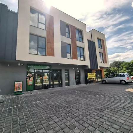 Blisko Lotniska 3 Os Z Balkonem I Parkingiem By Host